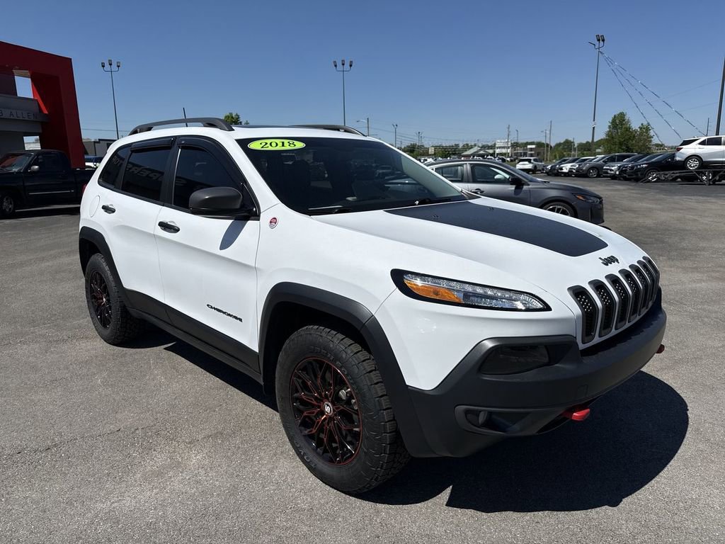 Used 2018 Jeep Cherokee Trailhawk w/ Comfort/Convenience Group image 15