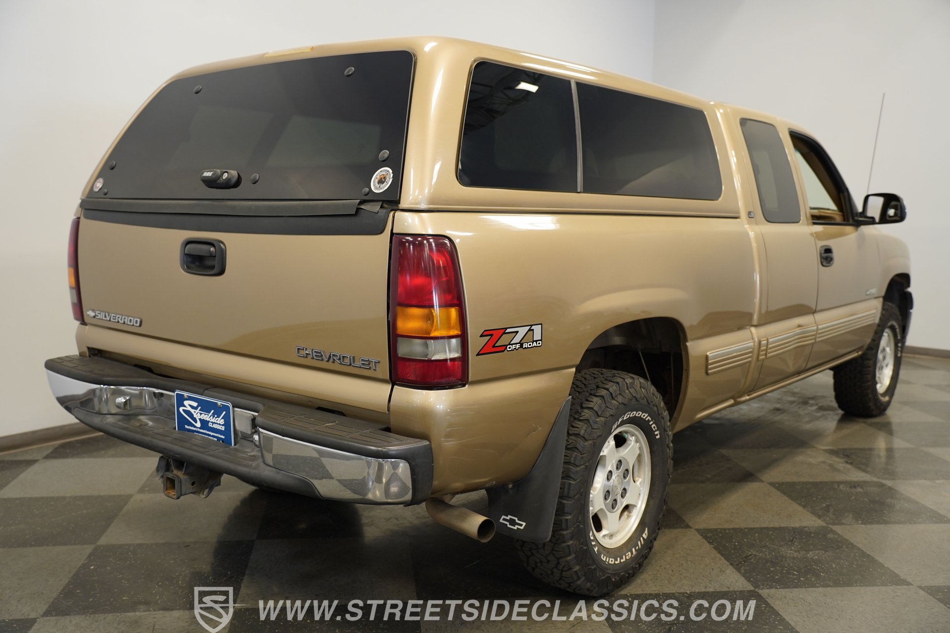 Used 2000 Chevrolet Silverado 1500 LS w/ Off-Road Chassis Pkg AWD/4WD image 12