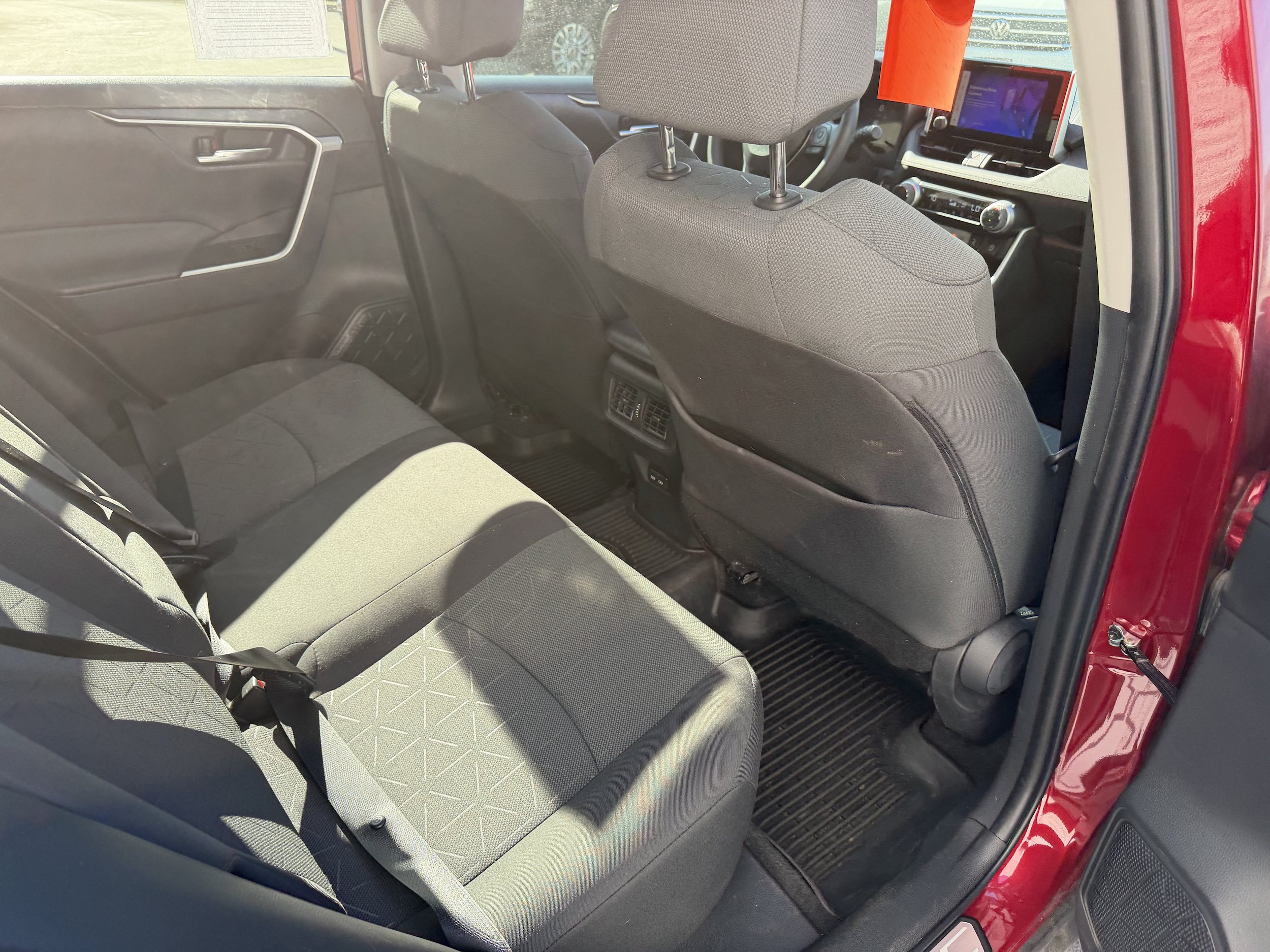 Used 2023 Toyota RAV4 XLE w/ Convenience Package AWD/4WD image 29