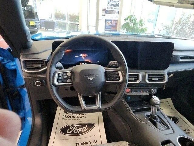 Used 2024 Ford Mustang Premium image 9