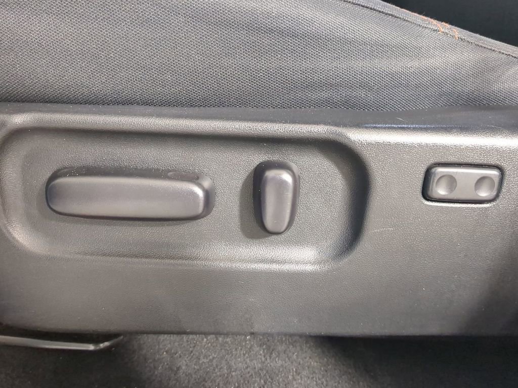 Used 2020 Toyota Tacoma TRD Sport image 21