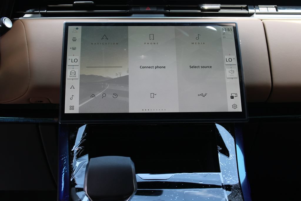 New 2026 Land Rover Range Rover Sport Autobiography Plug-In Hybrid AWD/4WD image 14