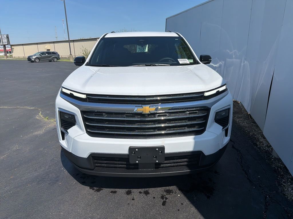 New 2026 Chevrolet Traverse LT w/ Driver Confidence Package AWD/4WD image 11