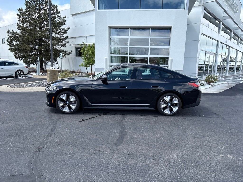 Used 2023 BMW i4 eDrive35 w/ Premium Package RWD image 2