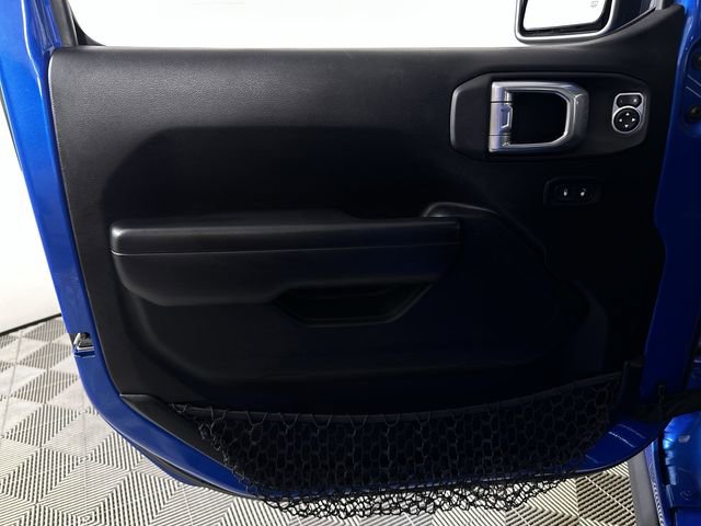 Used 2021 Jeep Gladiator Willys image 23