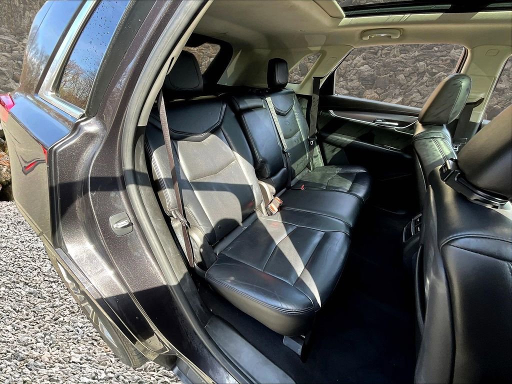 Used 2017 Cadillac XT5 Luxury w/ Driver Awareness Package image 25