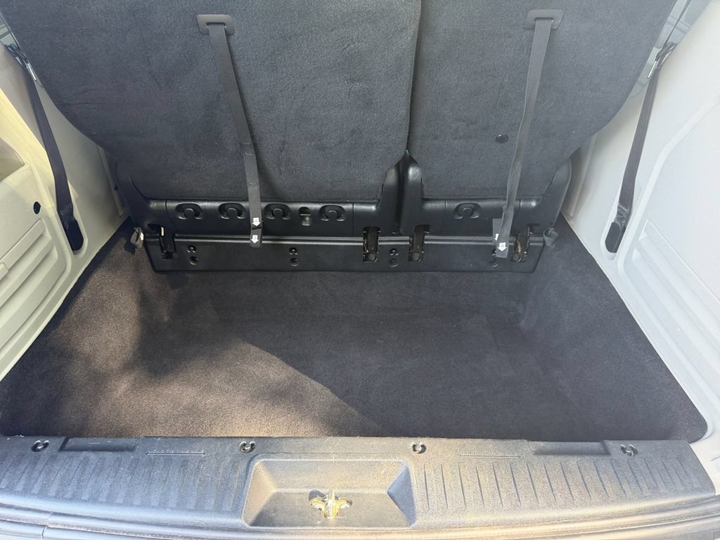 Used 2016 Dodge Grand Caravan SXT FWD image 19
