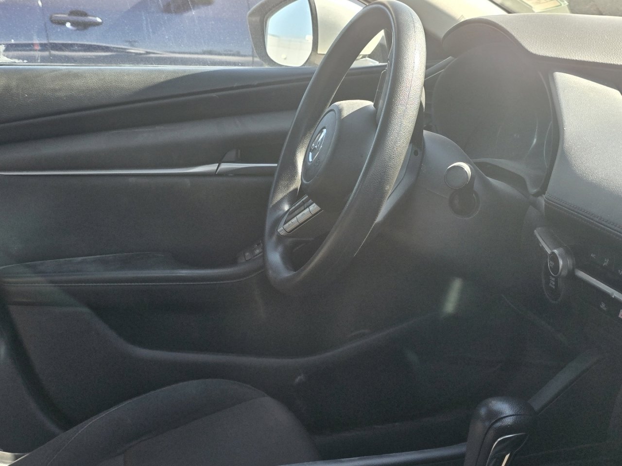 Used 2022 MAZDA MAZDA3 s FWD image 15
