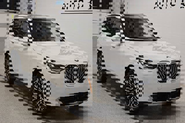 New 2025 BMW X3 xDrive30i w/ Premium Package image 1