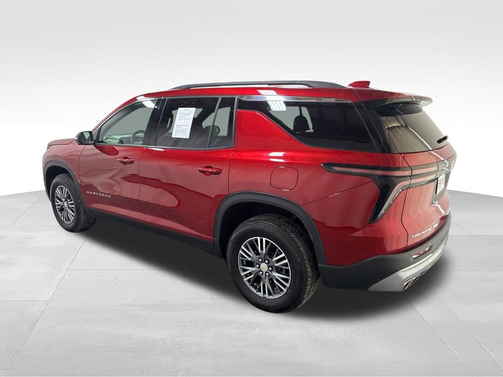 Used 2024 Chevrolet Traverse LT w/ LPO, Floor Liner Package AWD/4WD image 2