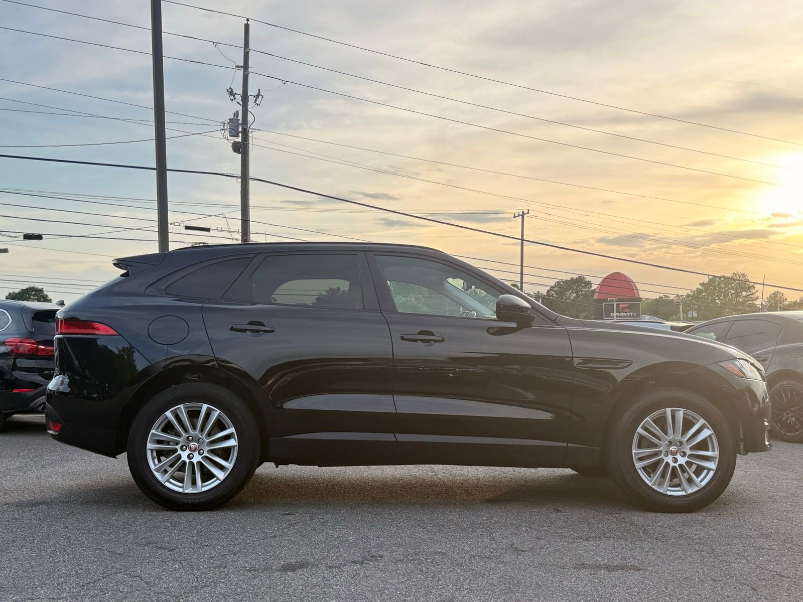 Used 2018 Jaguar F-PACE Prestige AWD/4WD image 6