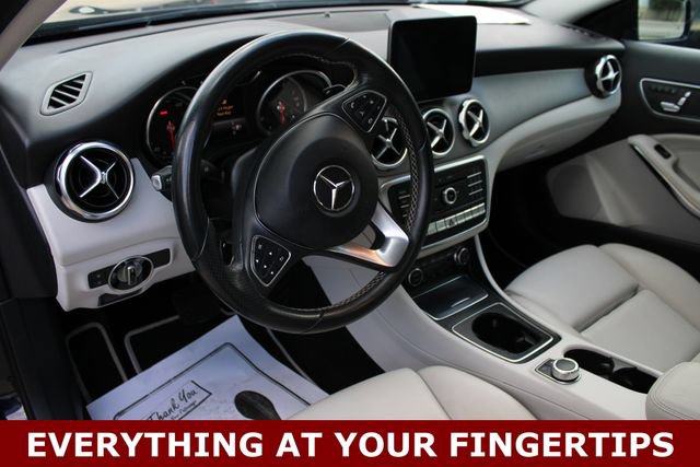 Certified 2018 Mercedes-Benz GLA 250 4MATIC image 2