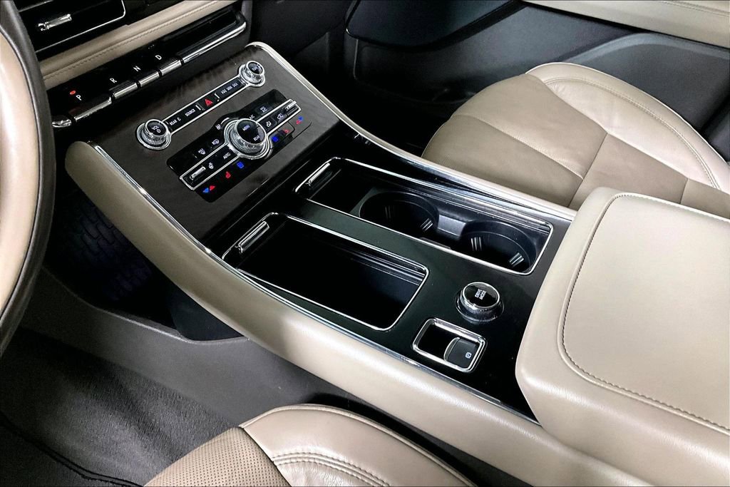 Used 2021 Lincoln Aviator Reserve w/ Equipment Group 201A image 17