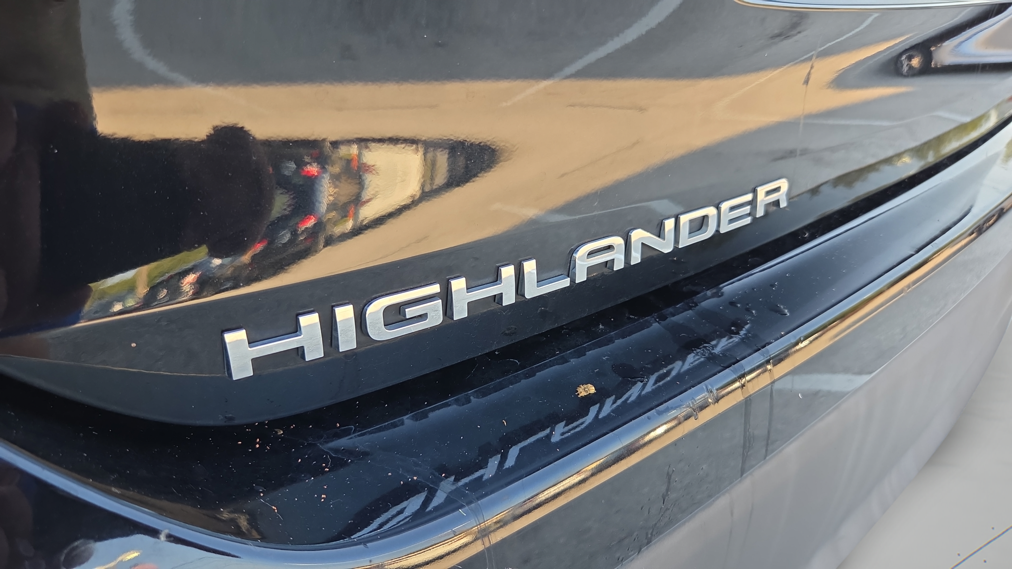Used 2021 Toyota Highlander XLE FWD image 32