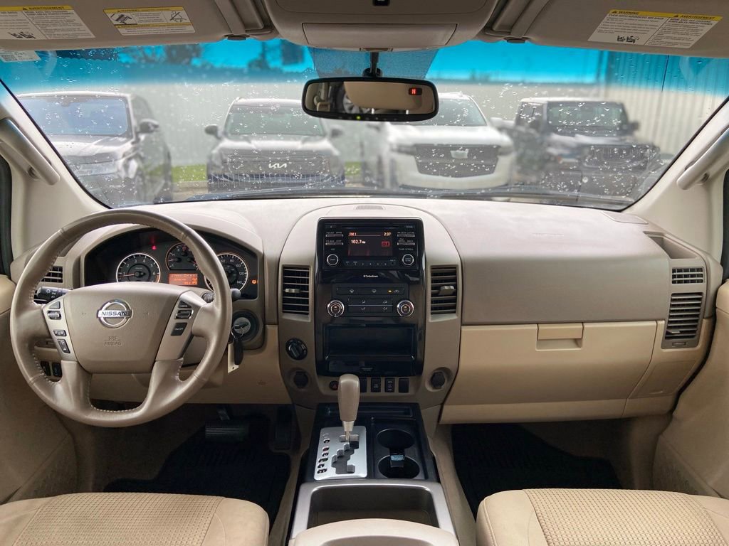 Used 2013 Nissan Titan SV w/ SV Premium Utility Pkg AWD/4WD image 26