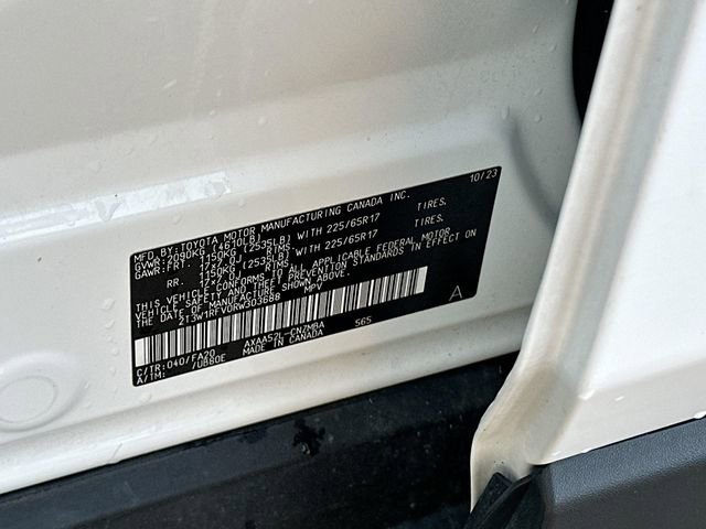 Used 2024 Toyota RAV4 XLE image 30