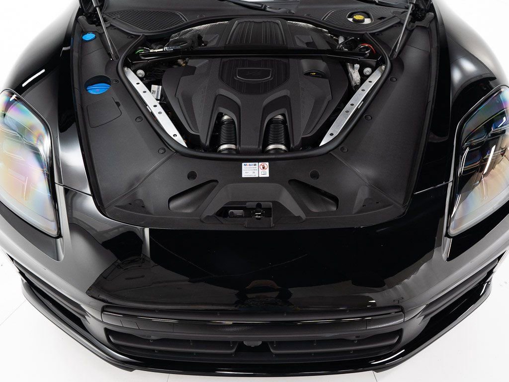 Used 2024 Porsche Panamera 4 image 46