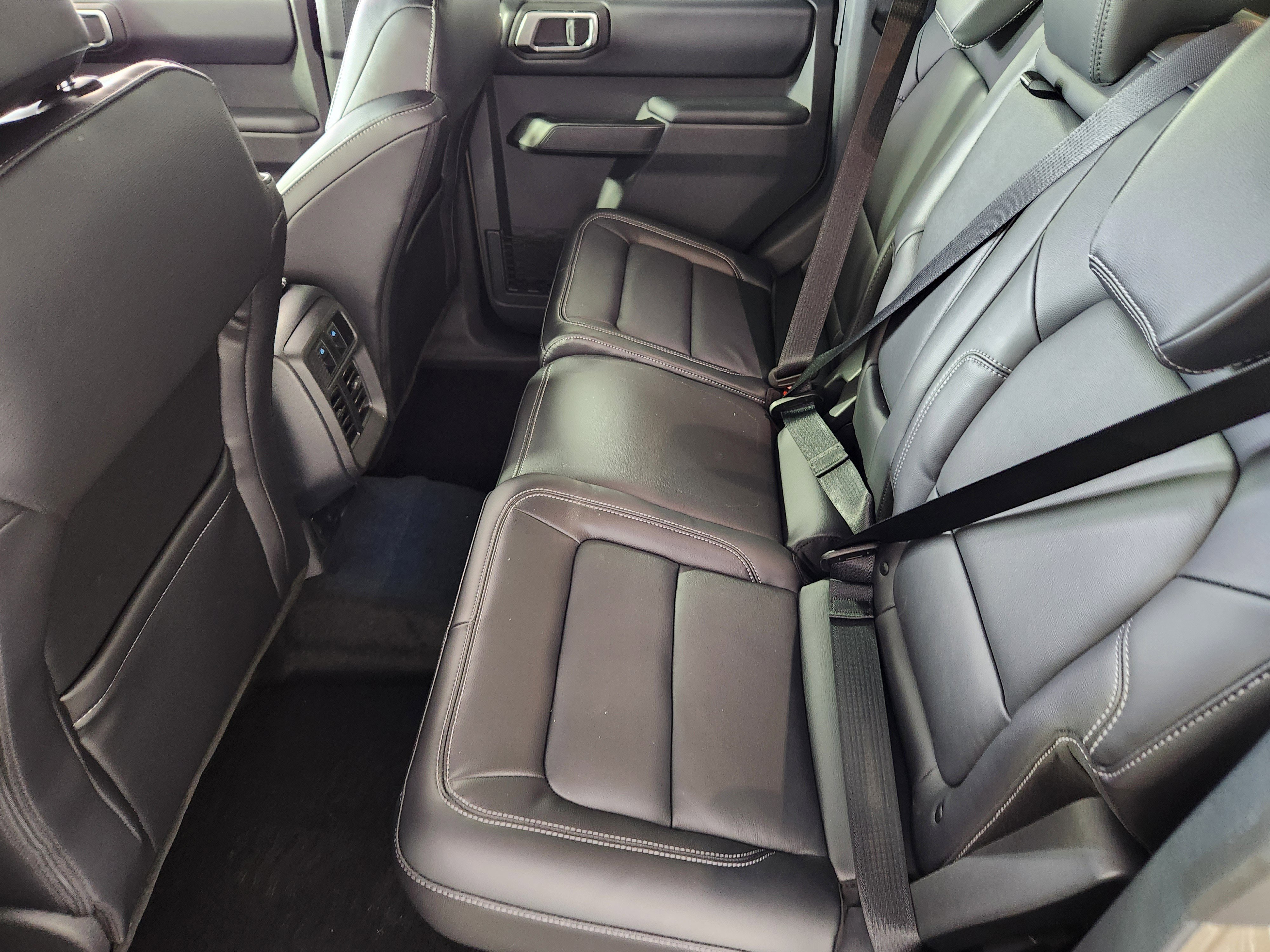 New 2026 Ford Bronco Outer Banks image 14