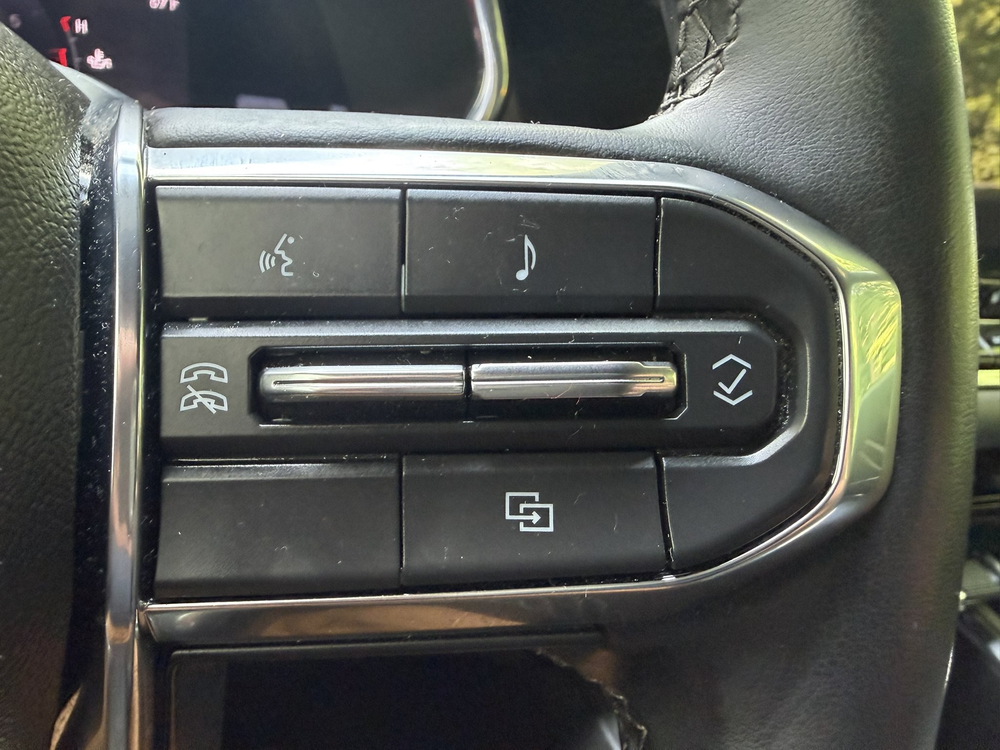 Used 2023 GMC Canyon Elevation w/ Convenience Package AWD/4WD image 23