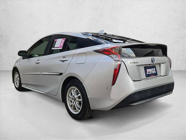 Used 2017 Toyota Prius Three FWD image 8