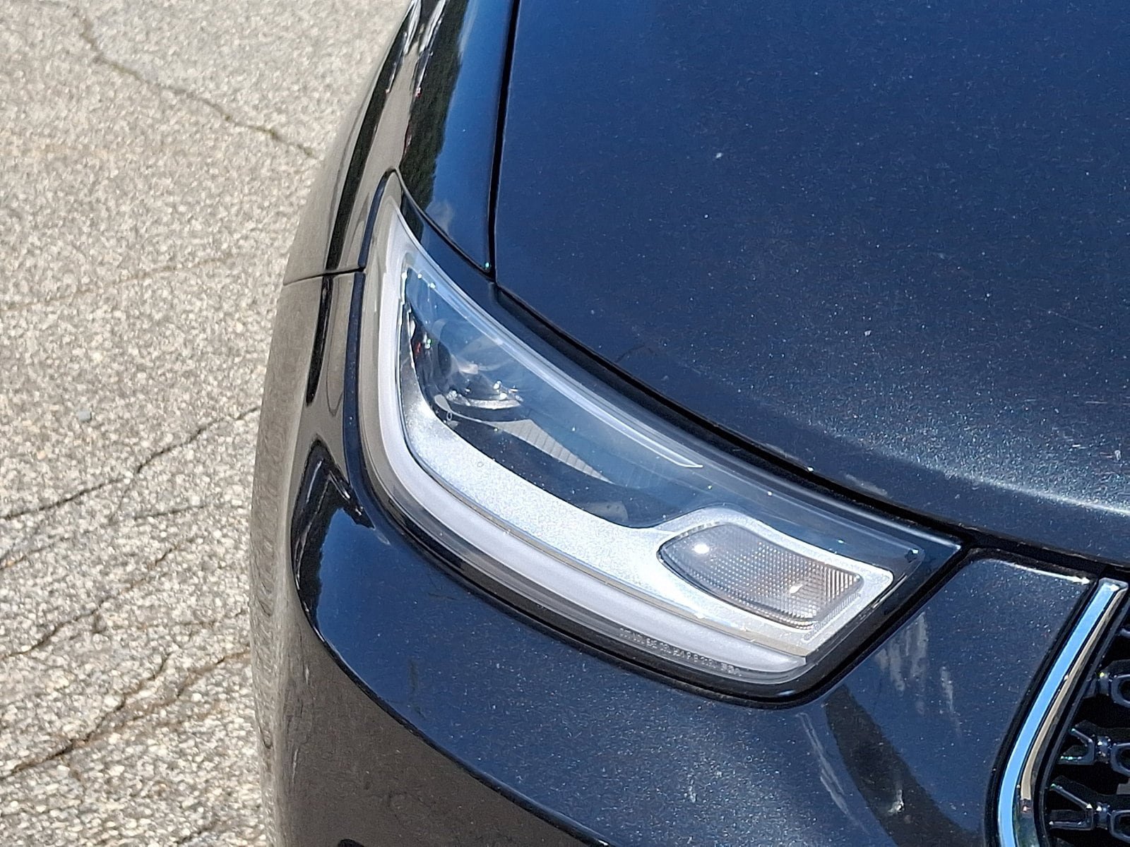Used 2023 Chrysler Pacifica Touring-L FWD image 9
