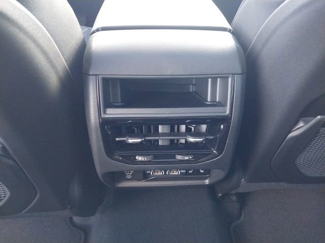 New 2025 Jeep Grand Cherokee Overland w/ Trailer Tow Package image 8