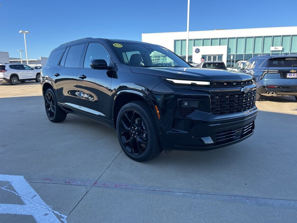 Used 2024 Chevrolet Traverse RS w/ LPO, Floor Liner Package image 4