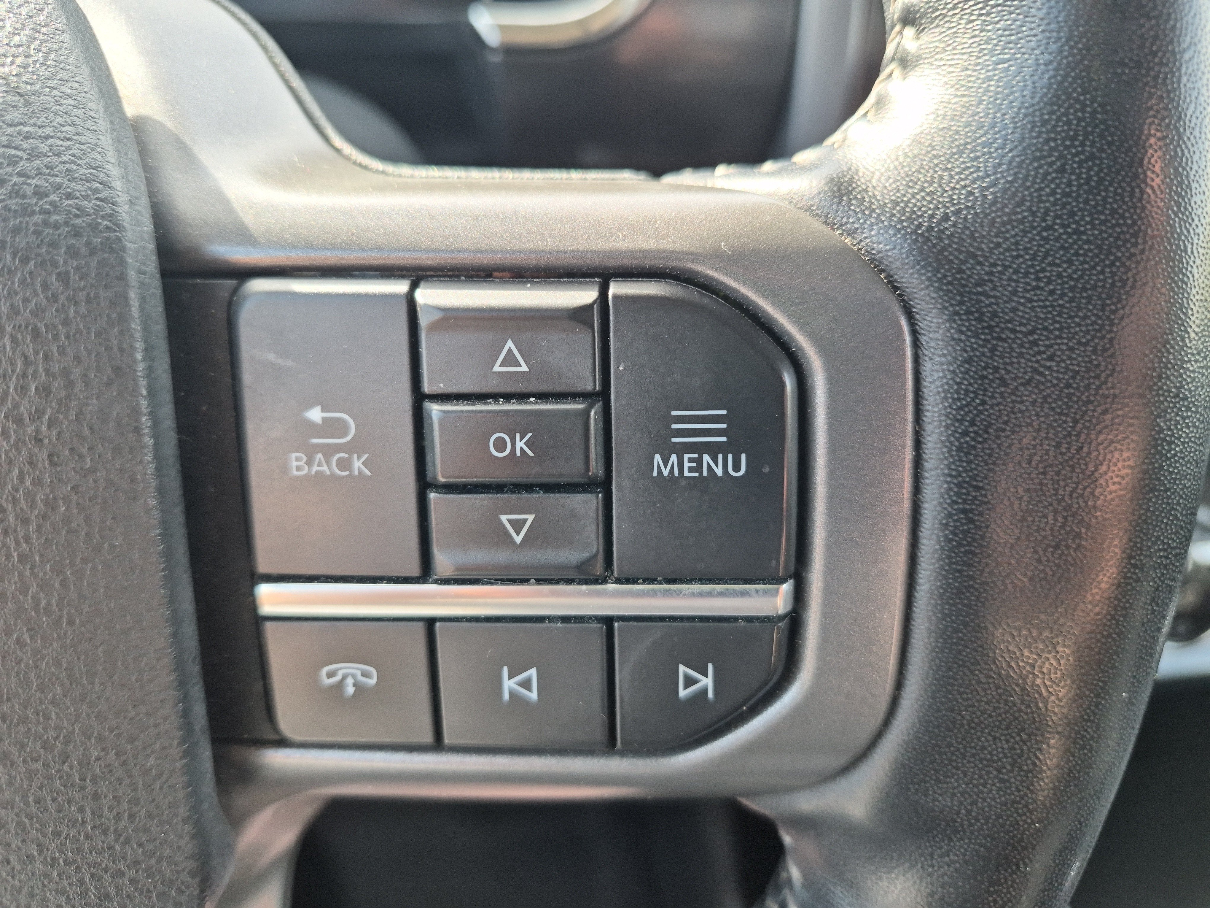 Used 2021 Ford F150 Lariat w/ Equipment Group 502A High AWD/4WD image 17