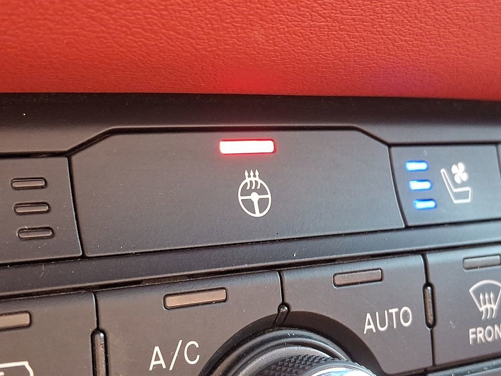 Used 2022 Dodge Durango R/T w/ Blacktop Package image 26