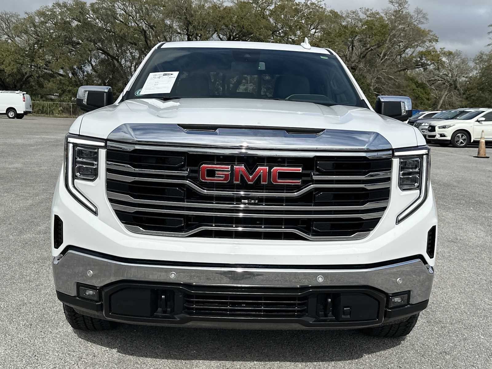 Used 2024 GMC Sierra 1500 SLT w/ SLT Premium Plus Package image 4