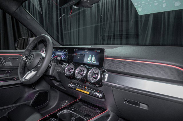 New 2025 Mercedes-Benz EQB 250+ image 14