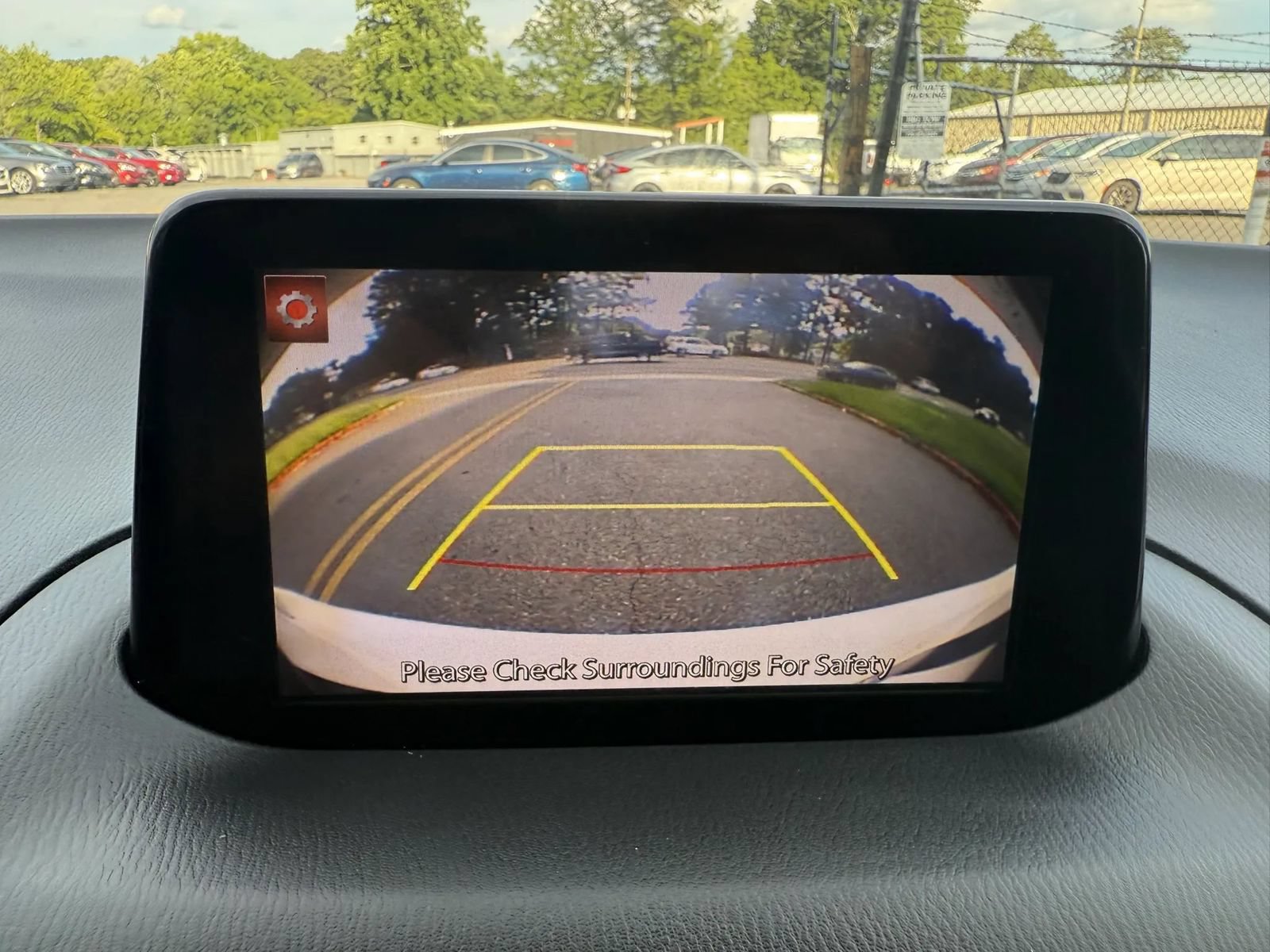 Used 2017 MAZDA MAZDA3 Touring FWD image 29