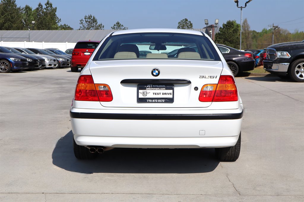 Used 2004 BMW 325i Sedan image 6
