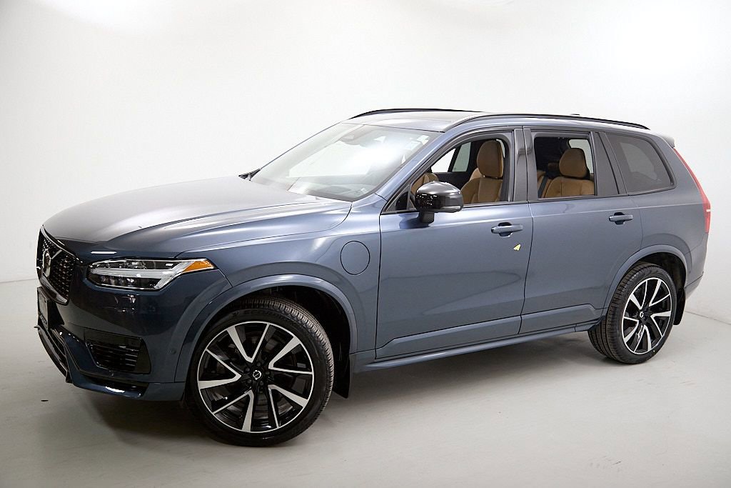 Certified 2023 Volvo XC90 T8 Ultimate w/ Protection Package Premier image 3