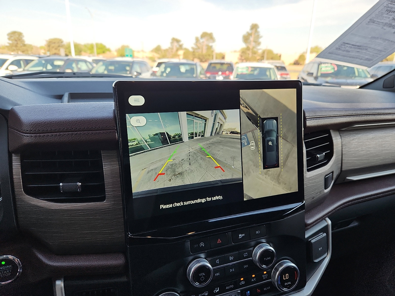 Used 2024 Ford Expedition Max Limited image 18