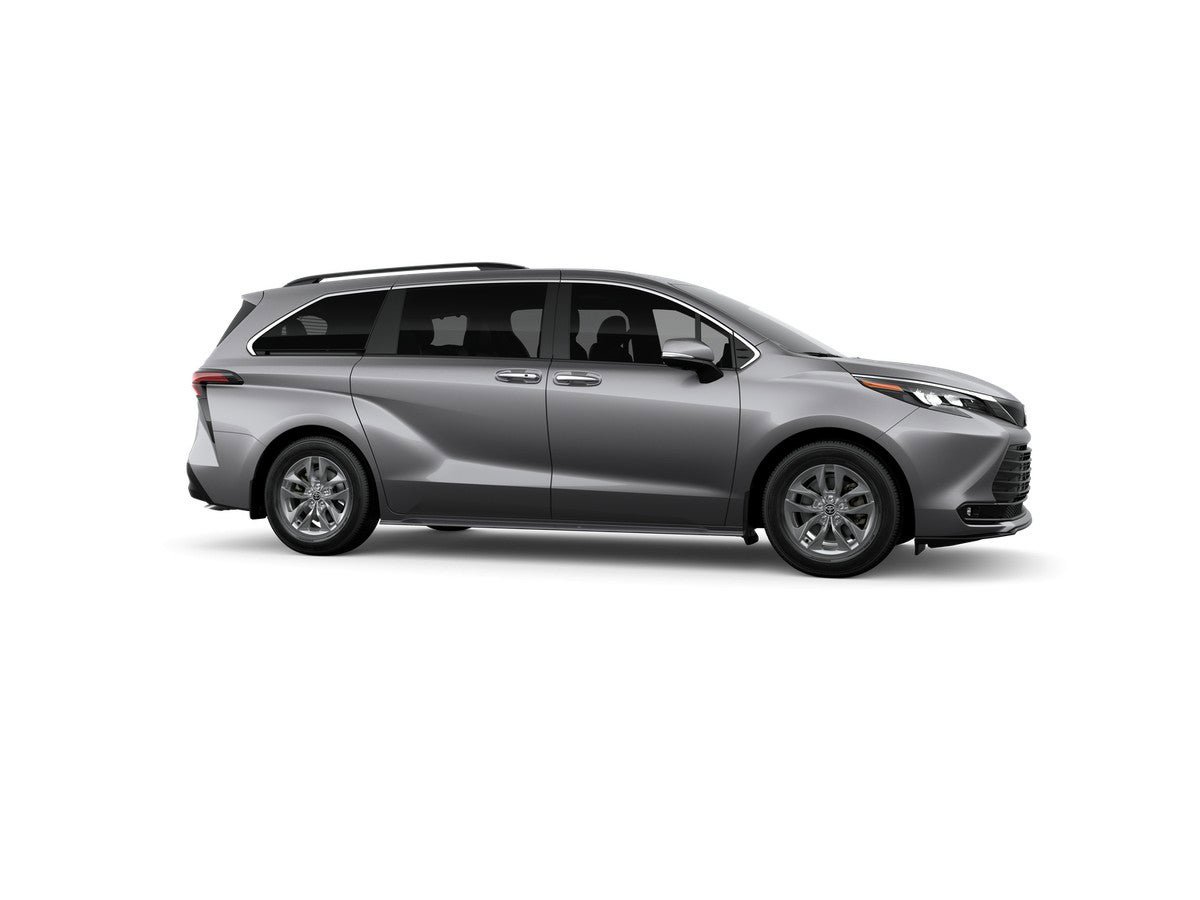 New 2026 Toyota Sienna XLE FWD image 35