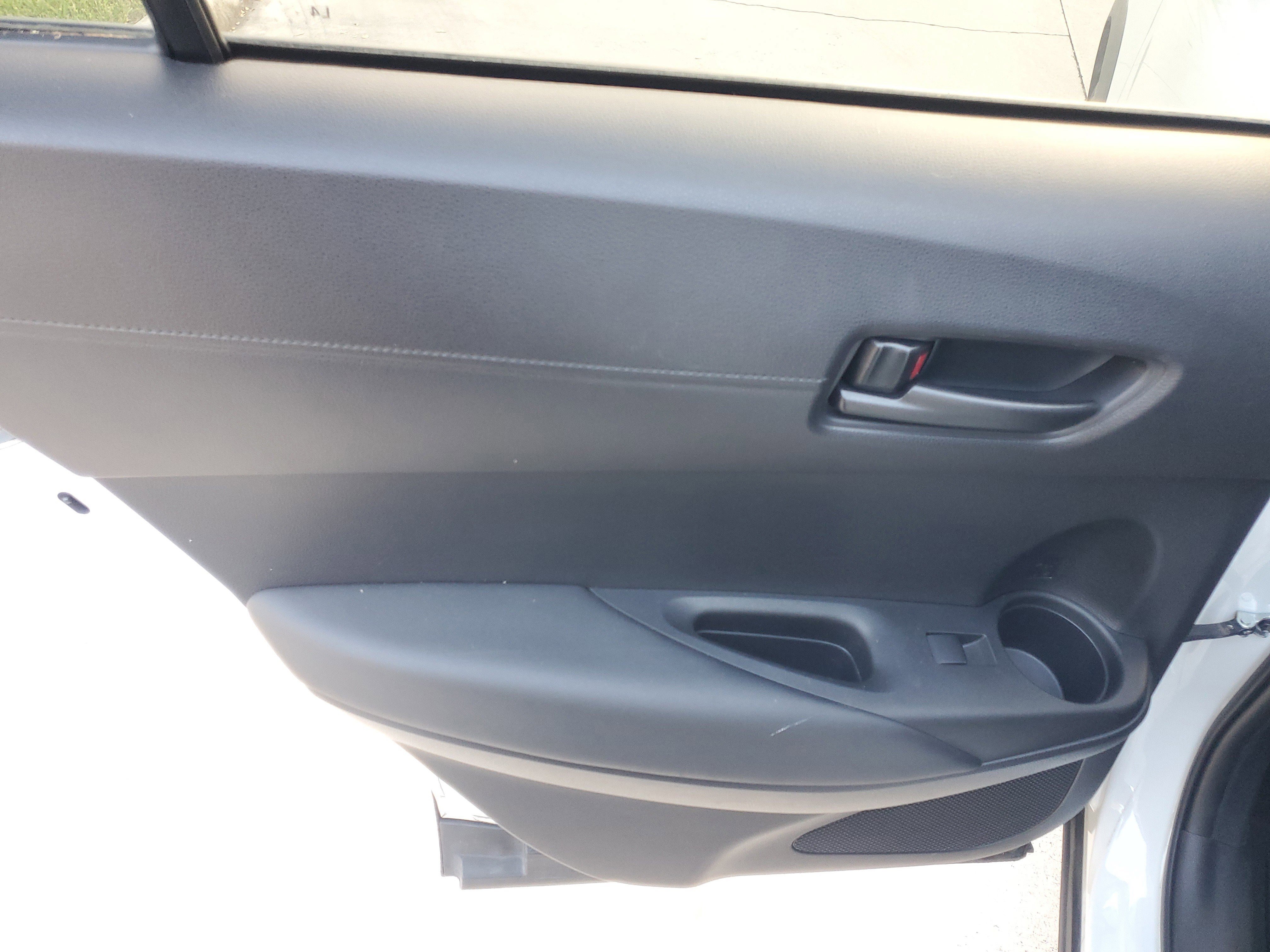 Used 2022 Toyota Corolla Cross LE image 14