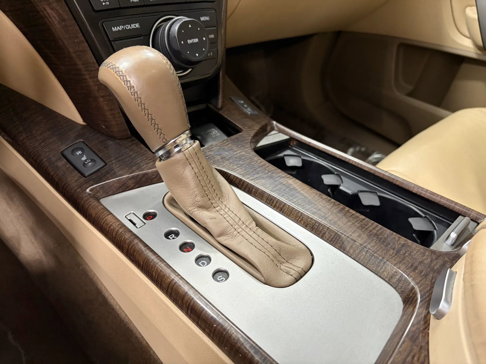 Used 2012 Acura MDX w/ Technology & Entertainment image 44