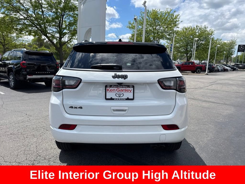Used 2022 Jeep Compass High Altitude AWD/4WD image 6