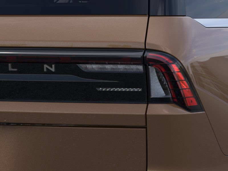 New 2026 Lincoln Navigator Black Label AWD/4WD image 21