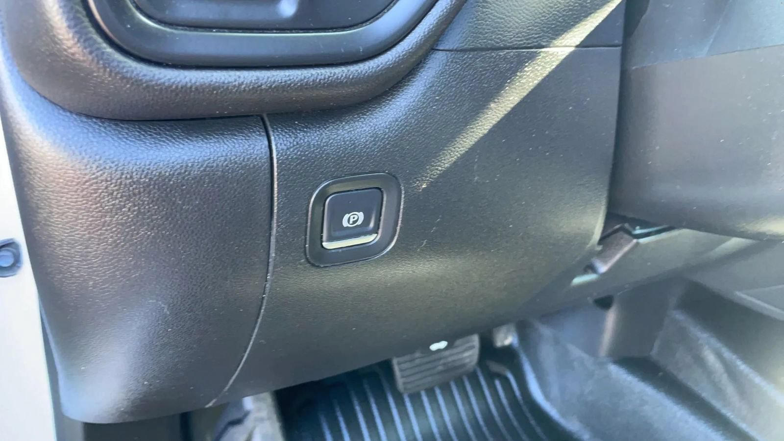 Used 2022 Chevrolet Silverado 1500 W/T w/ WT Convenience Package RWD image 22
