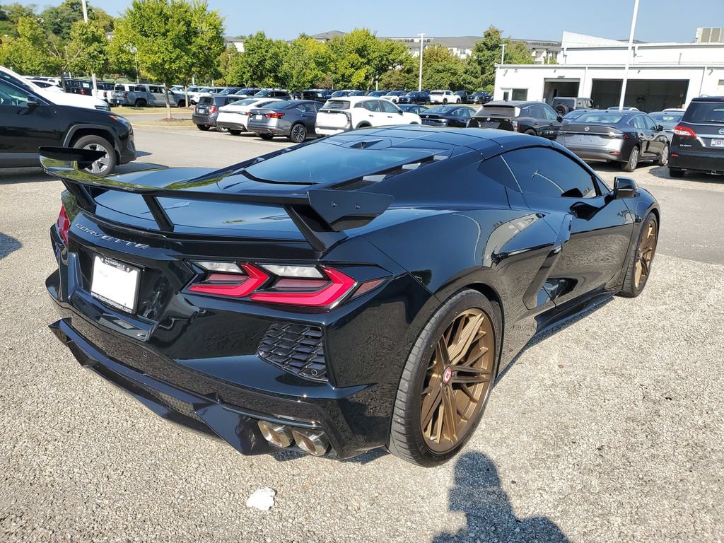 Used 2022 Chevrolet Corvette Stingray Preferred Cpe w/ Z51 Performance Package RWD image 18