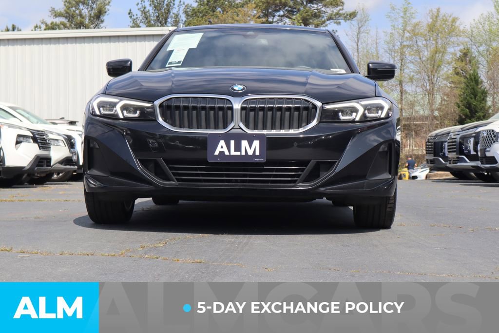 Used 2023 BMW 330i Sedan w/ Premium Package image 4