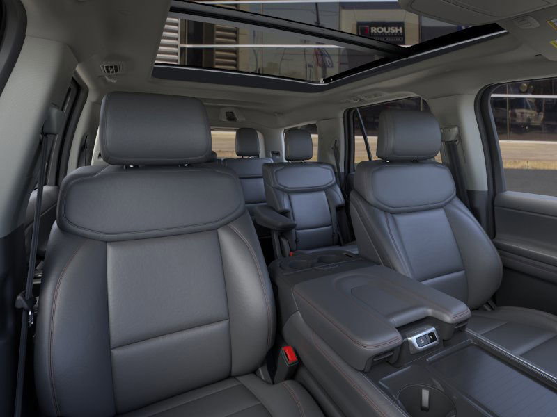 New 2025 Ford Expedition Active image 10