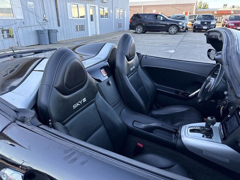 Used 2007 Saturn Sky Red Line image 22