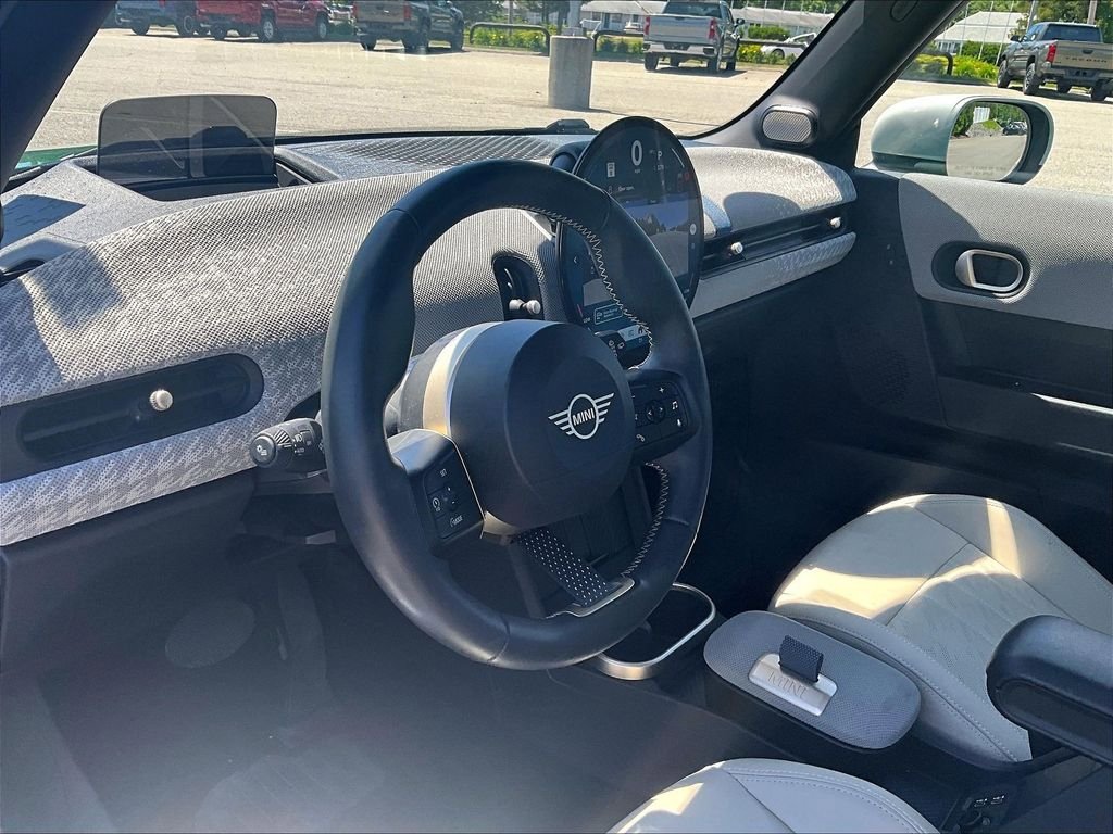 Used 2025 MINI Cooper S FWD image 8