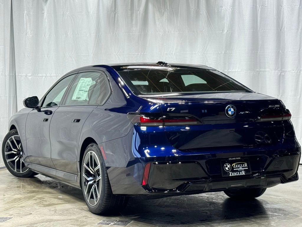 New 2026 BMW i7 xDrive60 w/ Executive Package AWD/4WD image 5