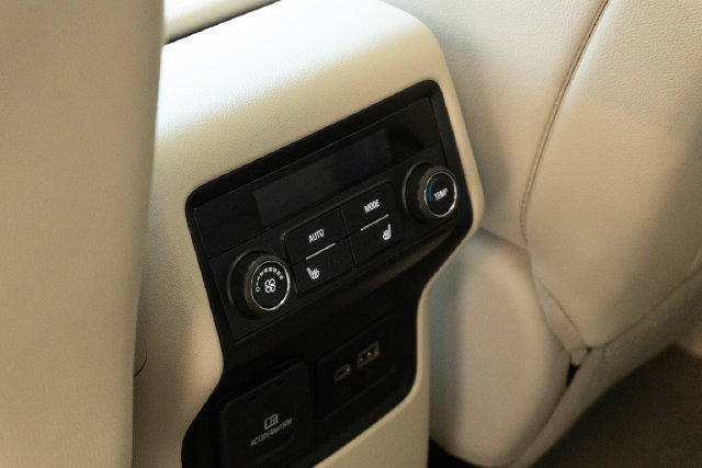 Used 2023 GMC Acadia Denali FWD image 24