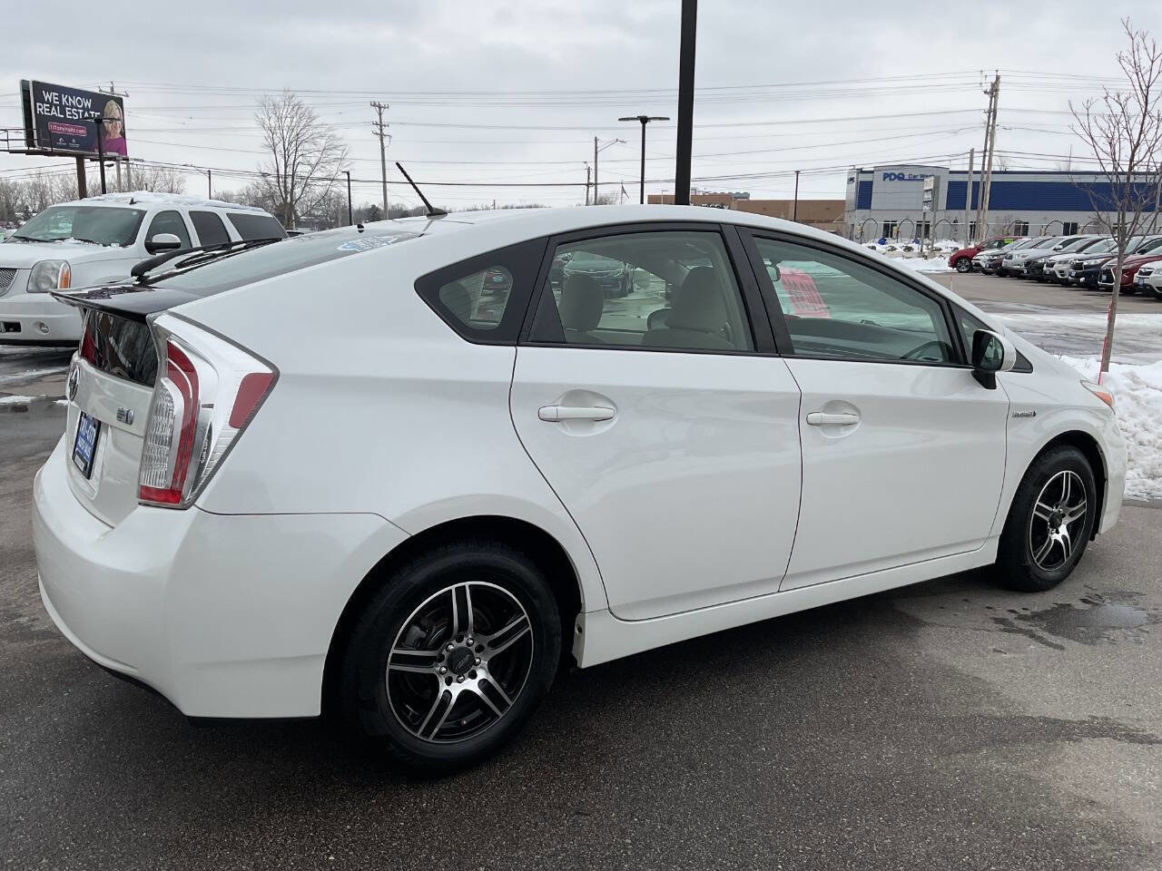 Used 2012 Toyota Prius Two FWD image 7