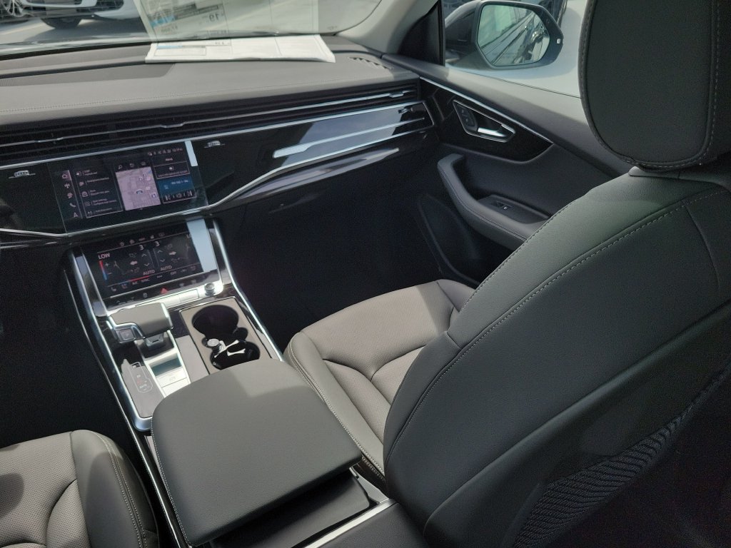 New 2027 Audi Q8 Premium Plus AWD/4WD image 24
